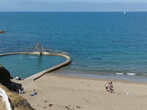Appartement a 50 metres de la mer